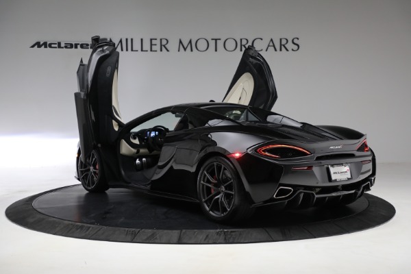 Used 2018 McLaren 570S Spider for sale Sold at Bugatti of Greenwich in Greenwich CT 06830 24