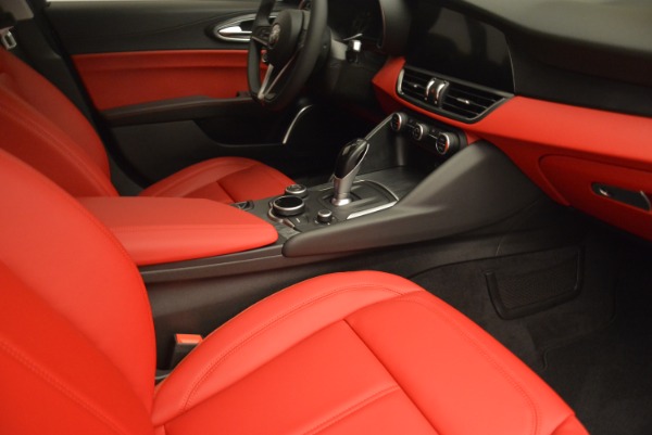 New 2018 Alfa Romeo Giulia Q4 for sale Sold at Bugatti of Greenwich in Greenwich CT 06830 26
