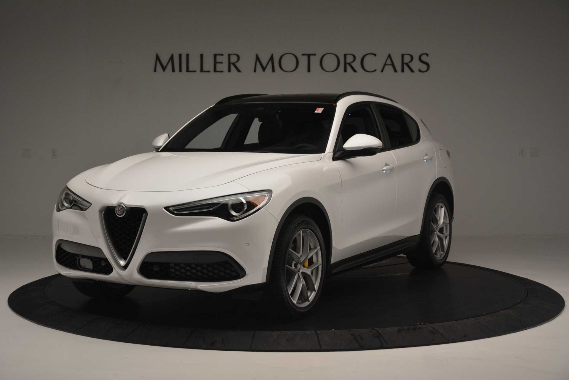 Used 2018 Alfa Romeo Stelvio Ti Sport Q4 for sale Sold at Bugatti of Greenwich in Greenwich CT 06830 1