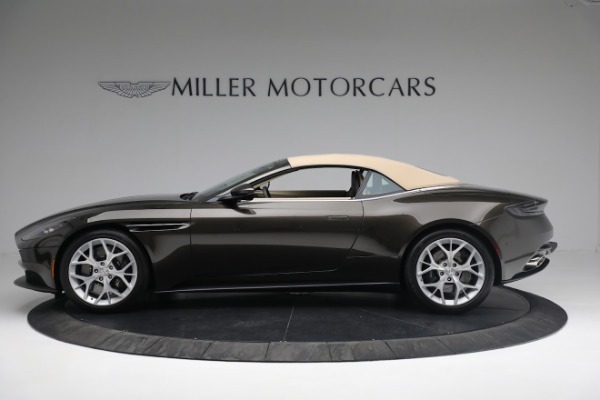 Used 2019 Aston Martin DB11 Volante for sale Sold at Bugatti of Greenwich in Greenwich CT 06830 14