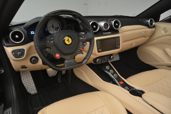 Used 2015 Ferrari California T for sale Sold at Bugatti of Greenwich in Greenwich CT 06830 25