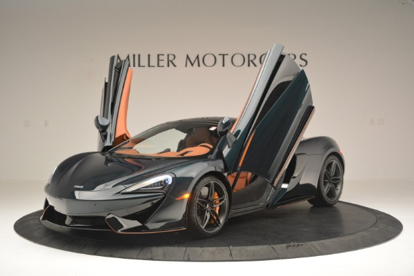 Used 2018 McLaren 570GT Coupe for sale Sold at Bugatti of Greenwich in Greenwich CT 06830 14