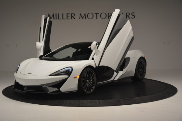 Used 2018 McLaren 570GT for sale Sold at Bugatti of Greenwich in Greenwich CT 06830 14