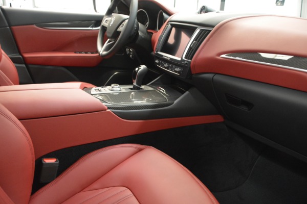 New 2018 Maserati Levante Q4 GranLusso for sale Sold at Bugatti of Greenwich in Greenwich CT 06830 20