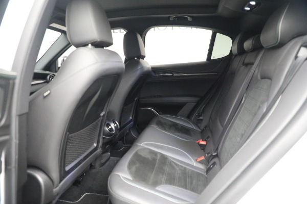 Used 2018 Alfa Romeo Stelvio Quadrifoglio Quadrifoglio for sale Sold at Bugatti of Greenwich in Greenwich CT 06830 17