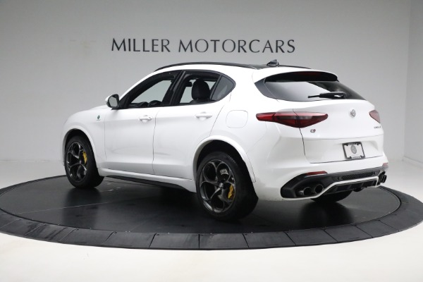 Used 2018 Alfa Romeo Stelvio Quadrifoglio Quadrifoglio for sale Sold at Bugatti of Greenwich in Greenwich CT 06830 6