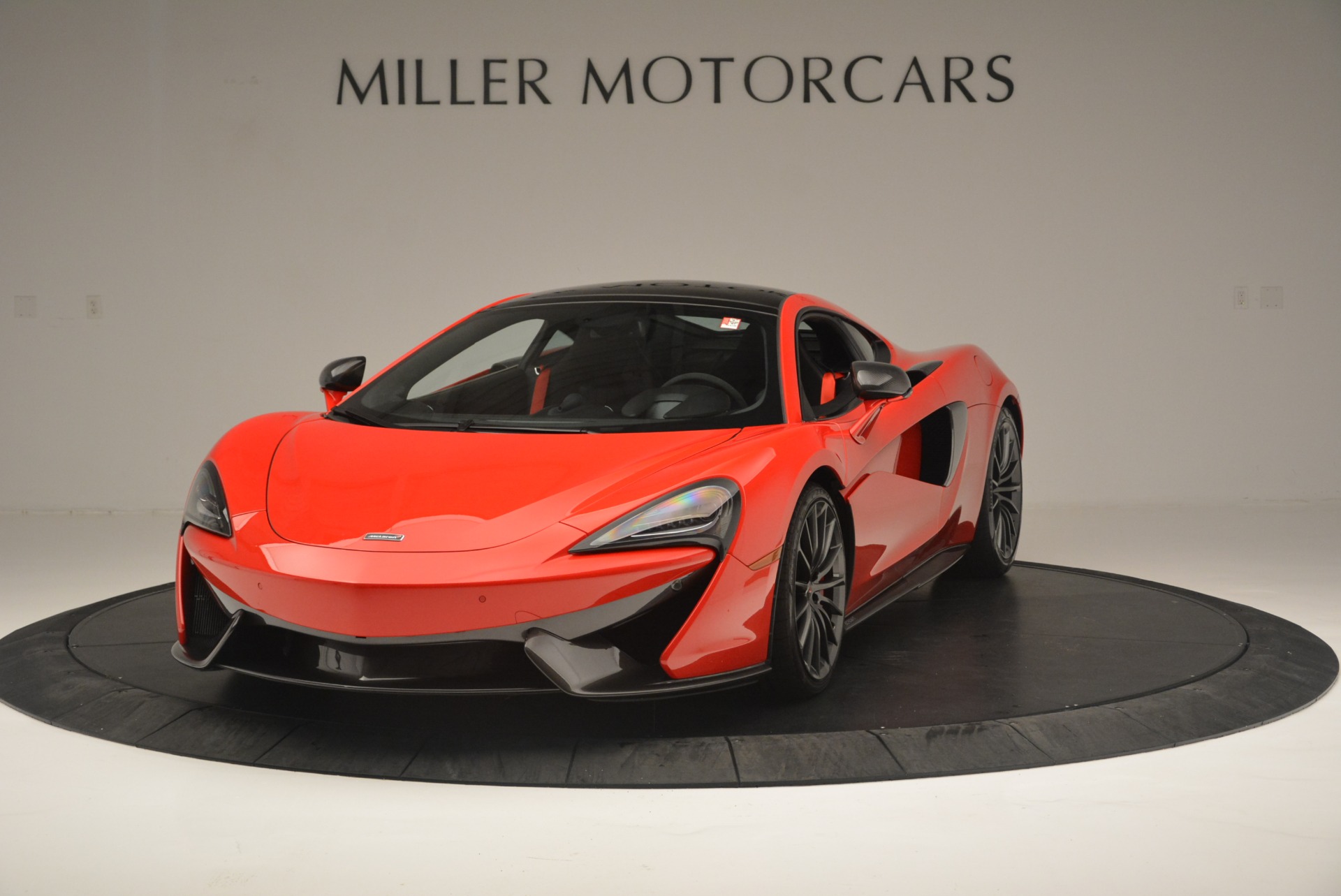 Used 2018 McLaren 570GT for sale Sold at Bugatti of Greenwich in Greenwich CT 06830 1