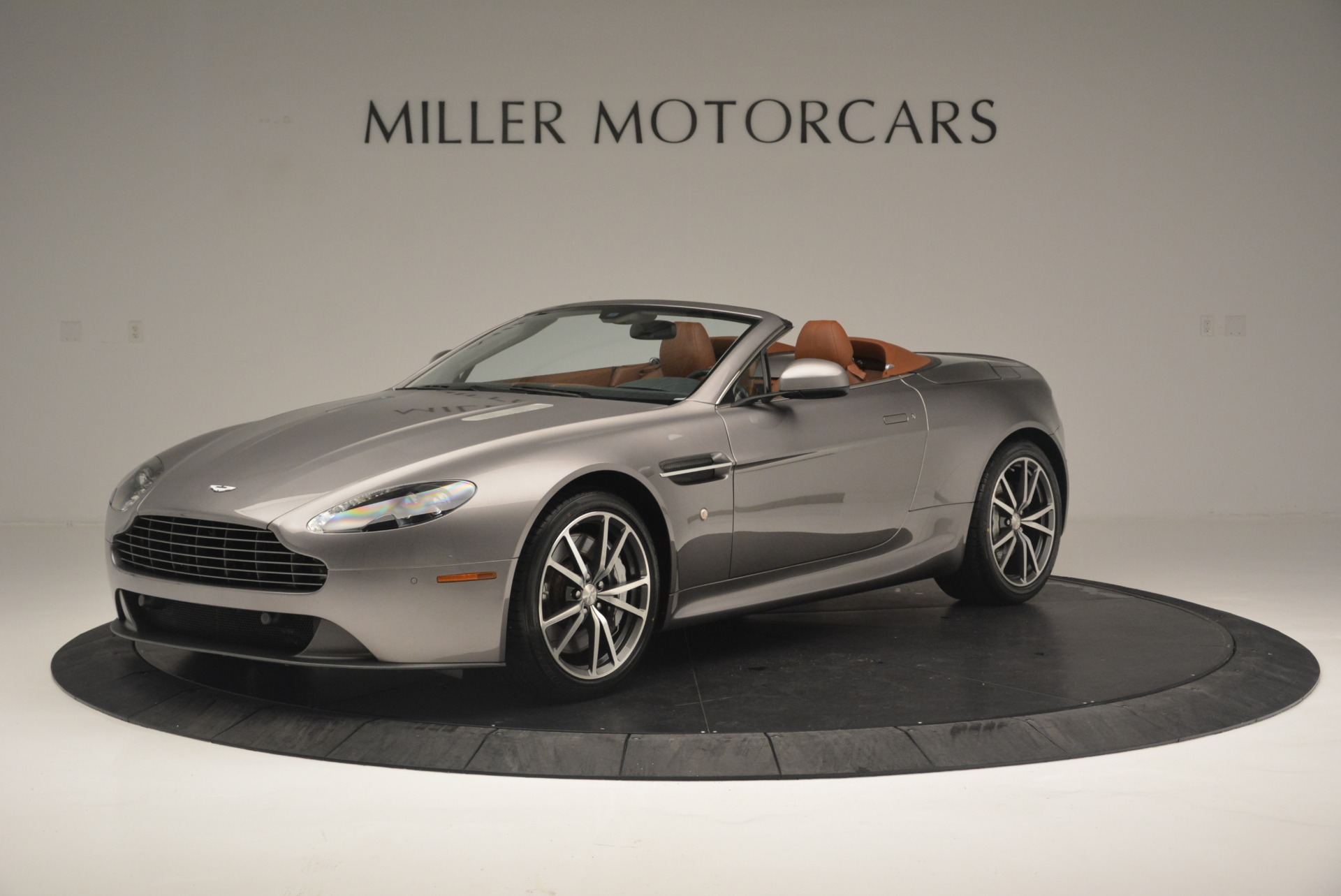 Used 2015 Aston Martin V8 Vantage Roadster for sale Sold at Bugatti of Greenwich in Greenwich CT 06830 1