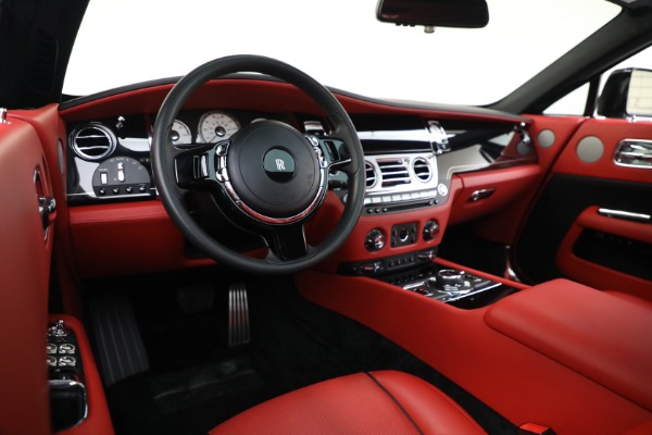 Used 2018 Rolls-Royce Wraith for sale $195,900 at Bugatti of Greenwich in Greenwich CT 06830 13