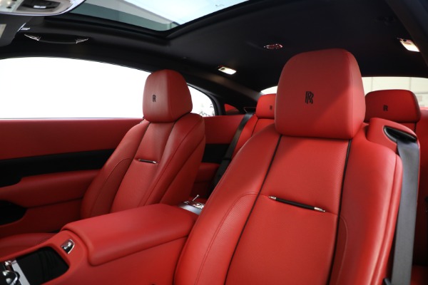 Used 2018 Rolls-Royce Wraith for sale $195,900 at Bugatti of Greenwich in Greenwich CT 06830 15