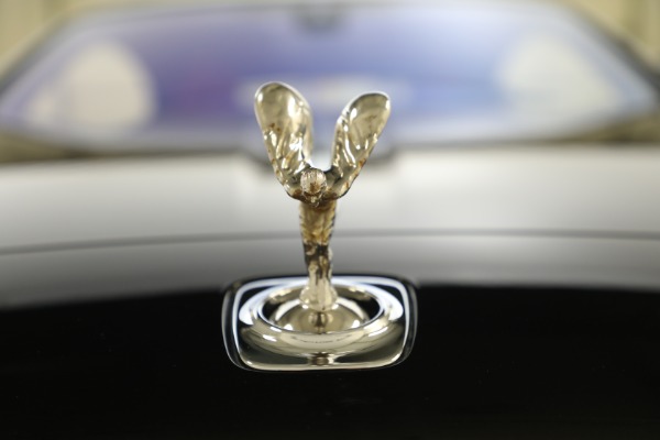 Used 2018 Rolls-Royce Wraith for sale $195,900 at Bugatti of Greenwich in Greenwich CT 06830 23
