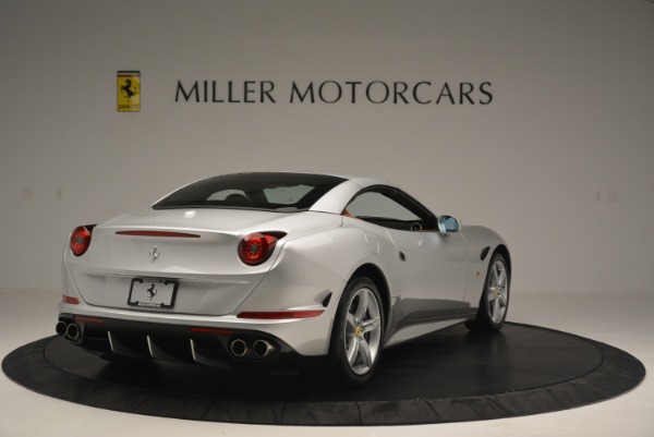 Used 2015 Ferrari California T for sale Sold at Bugatti of Greenwich in Greenwich CT 06830 19