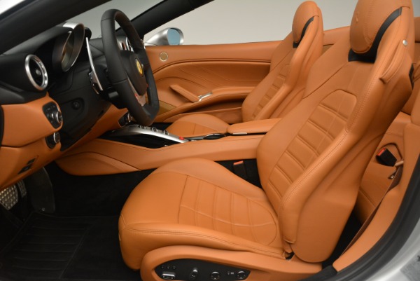 Used 2015 Ferrari California T for sale Sold at Bugatti of Greenwich in Greenwich CT 06830 26