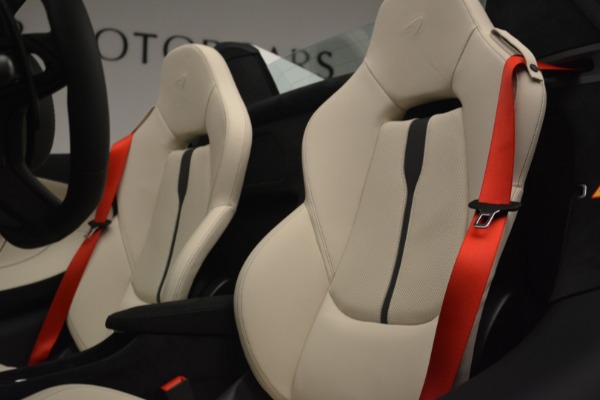 Used 2019 McLaren 570S Spider Convertible for sale Sold at Bugatti of Greenwich in Greenwich CT 06830 25