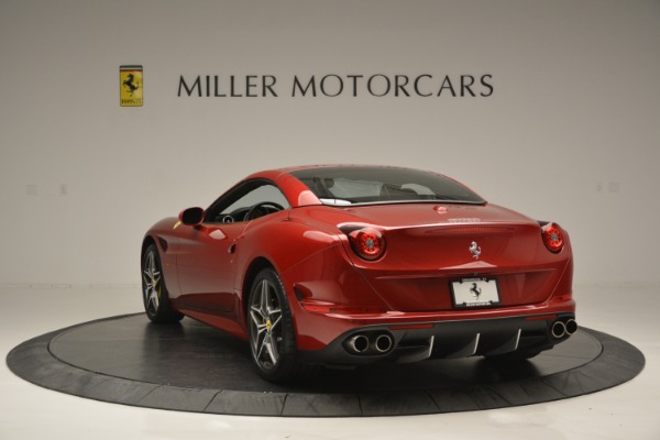 Used 2016 Ferrari California T for sale Sold at Bugatti of Greenwich in Greenwich CT 06830 17