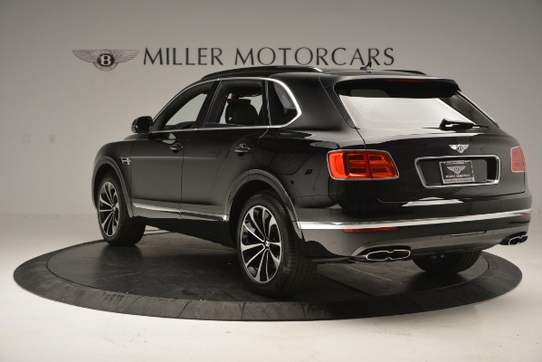 Used 2019 Bentley Bentayga V8 for sale $135,900 at Bugatti of Greenwich in Greenwich CT 06830 5