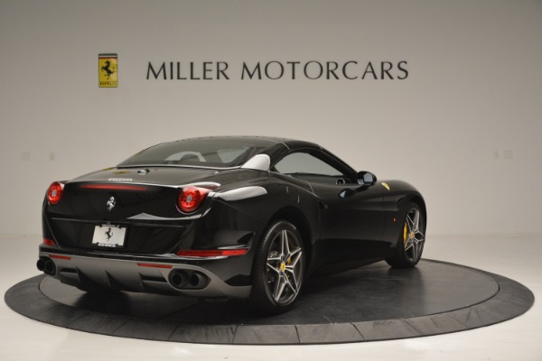 Used 2017 Ferrari California T Handling Speciale for sale Sold at Bugatti of Greenwich in Greenwich CT 06830 19