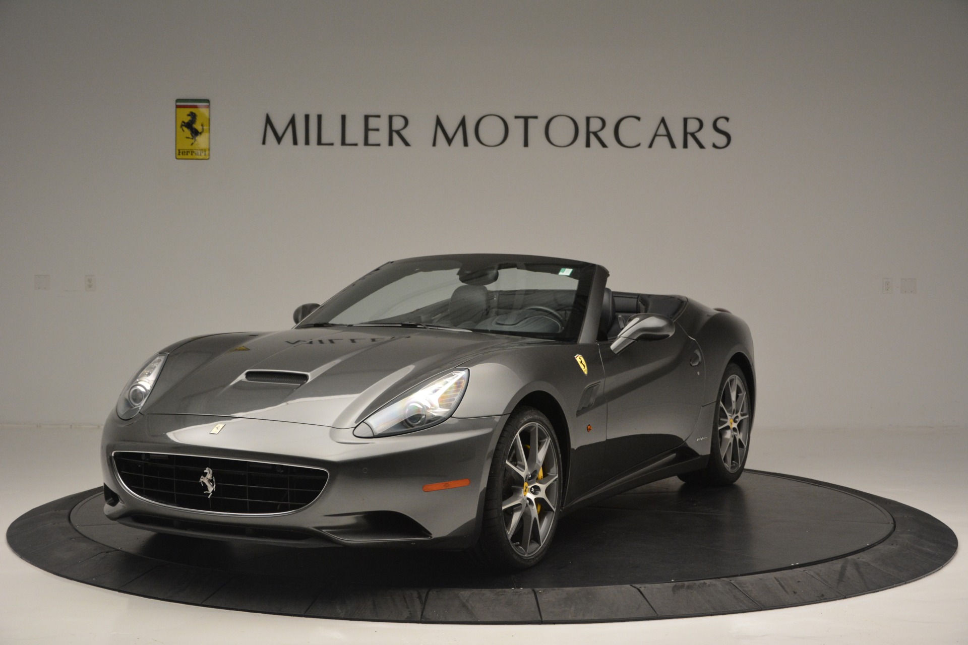 Used 2013 Ferrari California 30 for sale Sold at Bugatti of Greenwich in Greenwich CT 06830 1