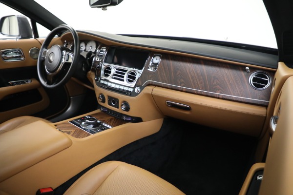 Used 2019 Rolls-Royce Wraith for sale Sold at Bugatti of Greenwich in Greenwich CT 06830 22