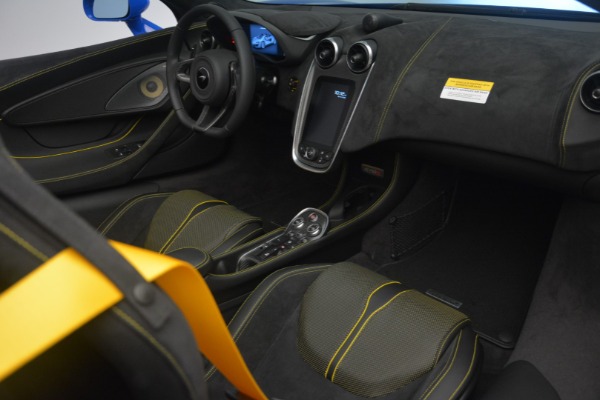 Used 2019 McLaren 570S Spider Convertible for sale $189,900 at Bugatti of Greenwich in Greenwich CT 06830 27