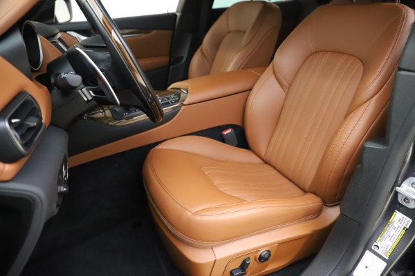 Used 2019 Maserati Levante Q4 GranLusso for sale Sold at Bugatti of Greenwich in Greenwich CT 06830 15