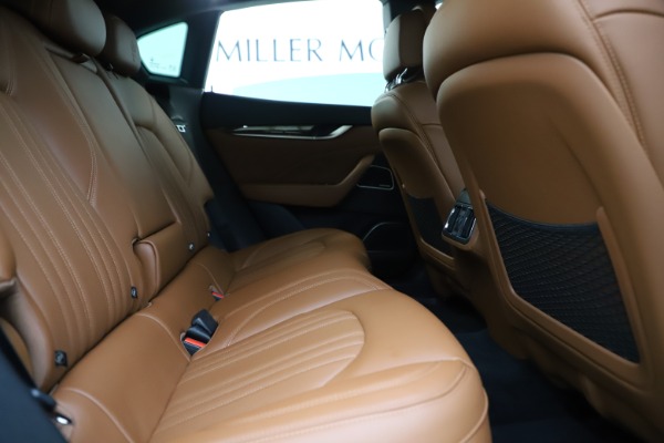 Used 2019 Maserati Levante Q4 GranLusso for sale Sold at Bugatti of Greenwich in Greenwich CT 06830 27