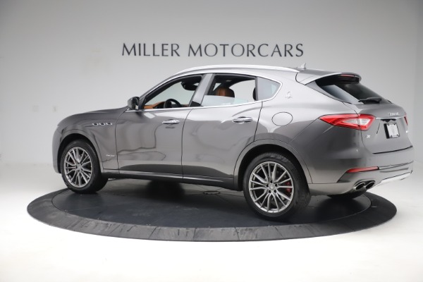 Used 2019 Maserati Levante Q4 GranLusso for sale Sold at Bugatti of Greenwich in Greenwich CT 06830 4