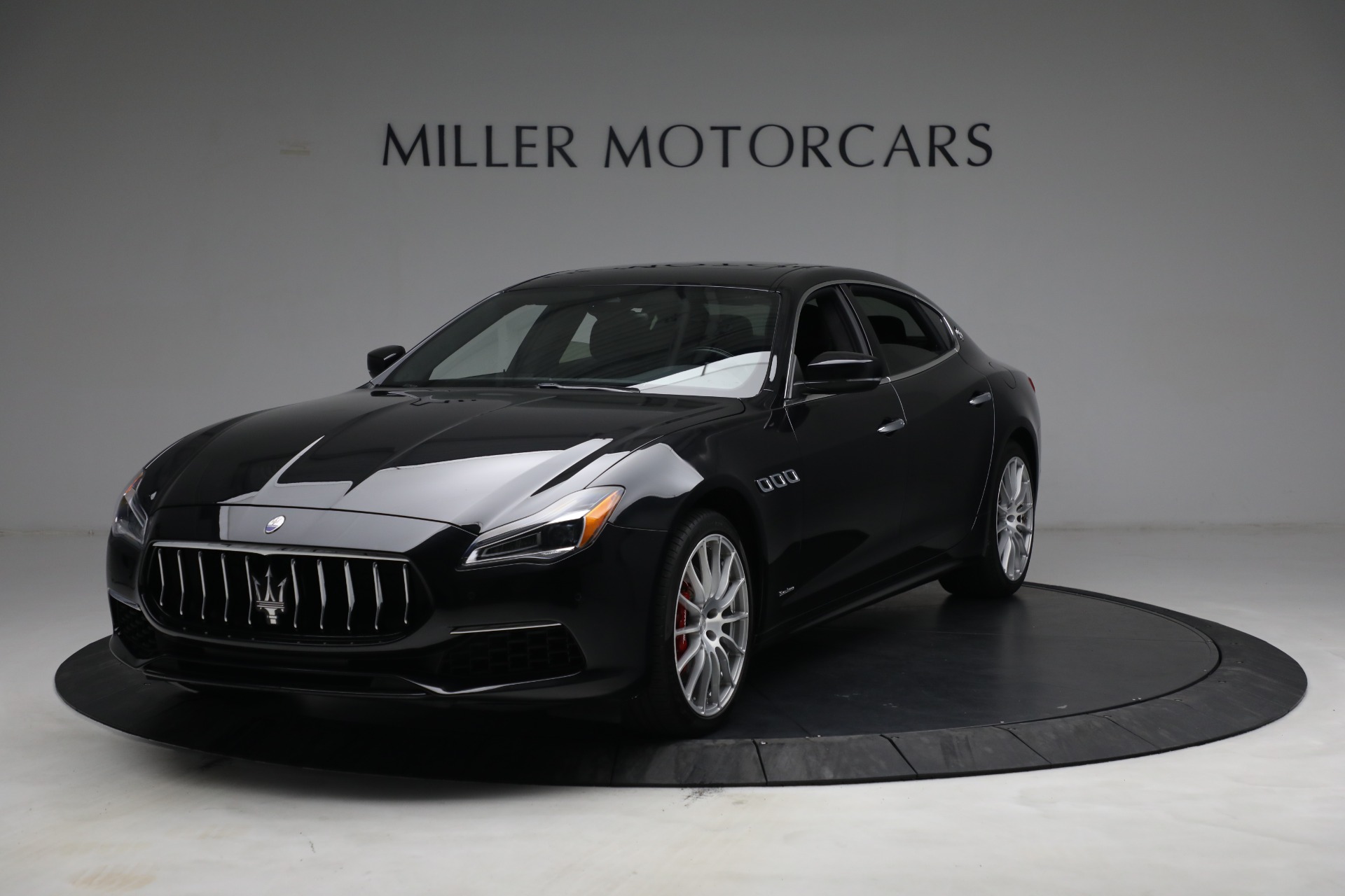 Used 2019 Maserati Quattroporte S Q4 GranLusso for sale Sold at Bugatti of Greenwich in Greenwich CT 06830 1