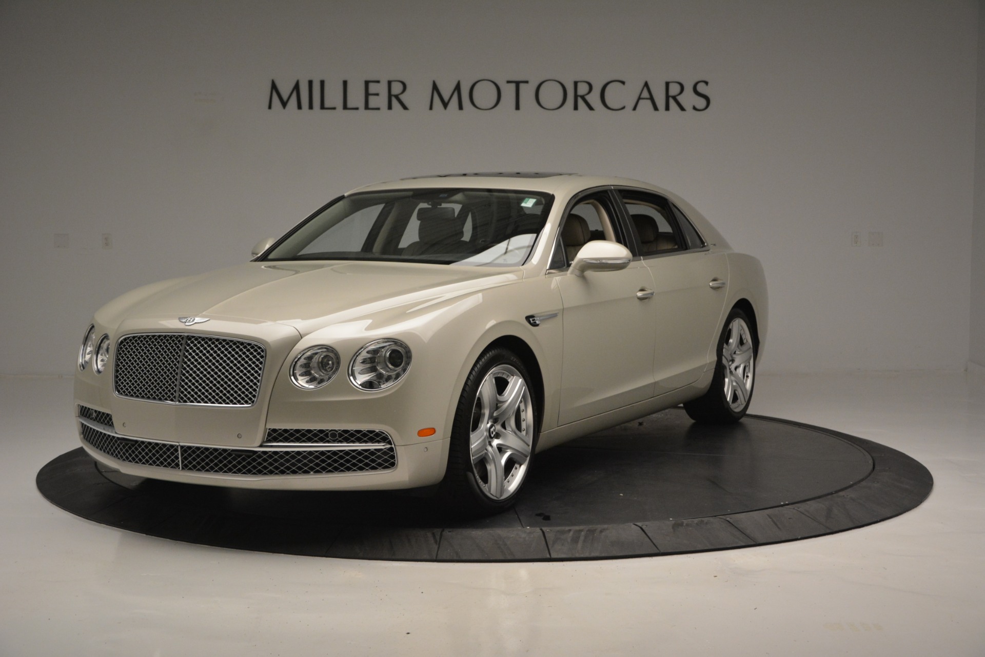 Used 2014 Bentley Flying Spur W12 for sale Sold at Bugatti of Greenwich in Greenwich CT 06830 1