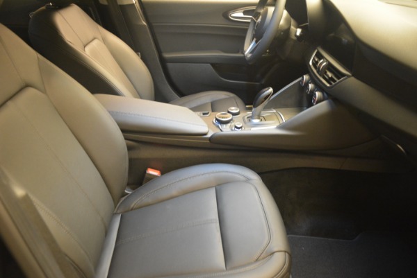 New 2019 Alfa Romeo Giulia Q4 for sale Sold at Bugatti of Greenwich in Greenwich CT 06830 17