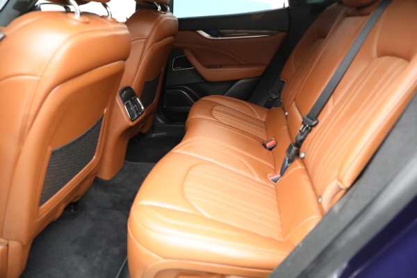 New 2019 Maserati Levante Q4 GranLusso for sale Sold at Bugatti of Greenwich in Greenwich CT 06830 19