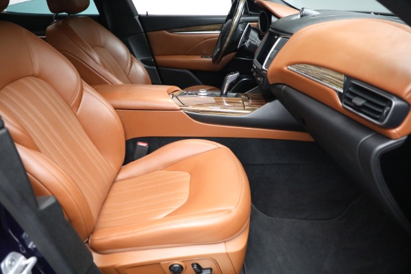 Used 2019 Maserati Levante Q4 GranLusso for sale Sold at Bugatti of Greenwich in Greenwich CT 06830 22