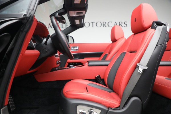 Used 2019 Rolls-Royce Dawn for sale $346,900 at Bugatti of Greenwich in Greenwich CT 06830 28