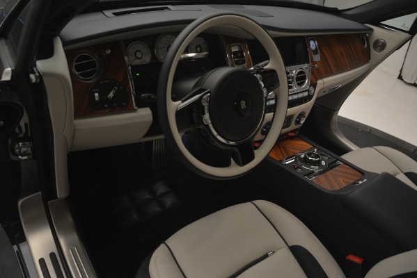 Used 2019 Rolls-Royce Wraith for sale Sold at Bugatti of Greenwich in Greenwich CT 06830 17