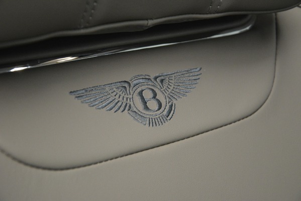 New 2019 Bentley Bentayga V8 for sale Sold at Bugatti of Greenwich in Greenwich CT 06830 21