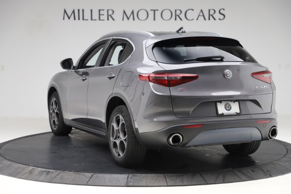 Used 2019 Alfa Romeo Stelvio Q4 for sale Sold at Bugatti of Greenwich in Greenwich CT 06830 5