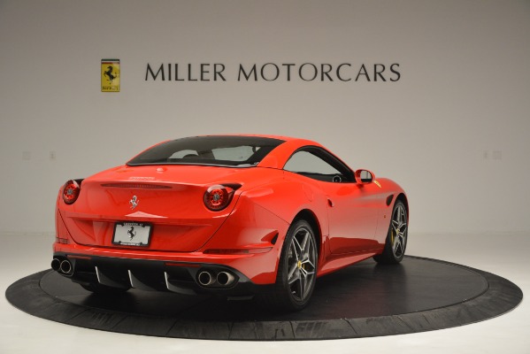 Used 2016 Ferrari California T for sale Sold at Bugatti of Greenwich in Greenwich CT 06830 19