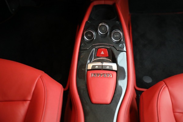 Used 2012 Ferrari 458 Italia for sale $219,900 at Bugatti of Greenwich in Greenwich CT 06830 18