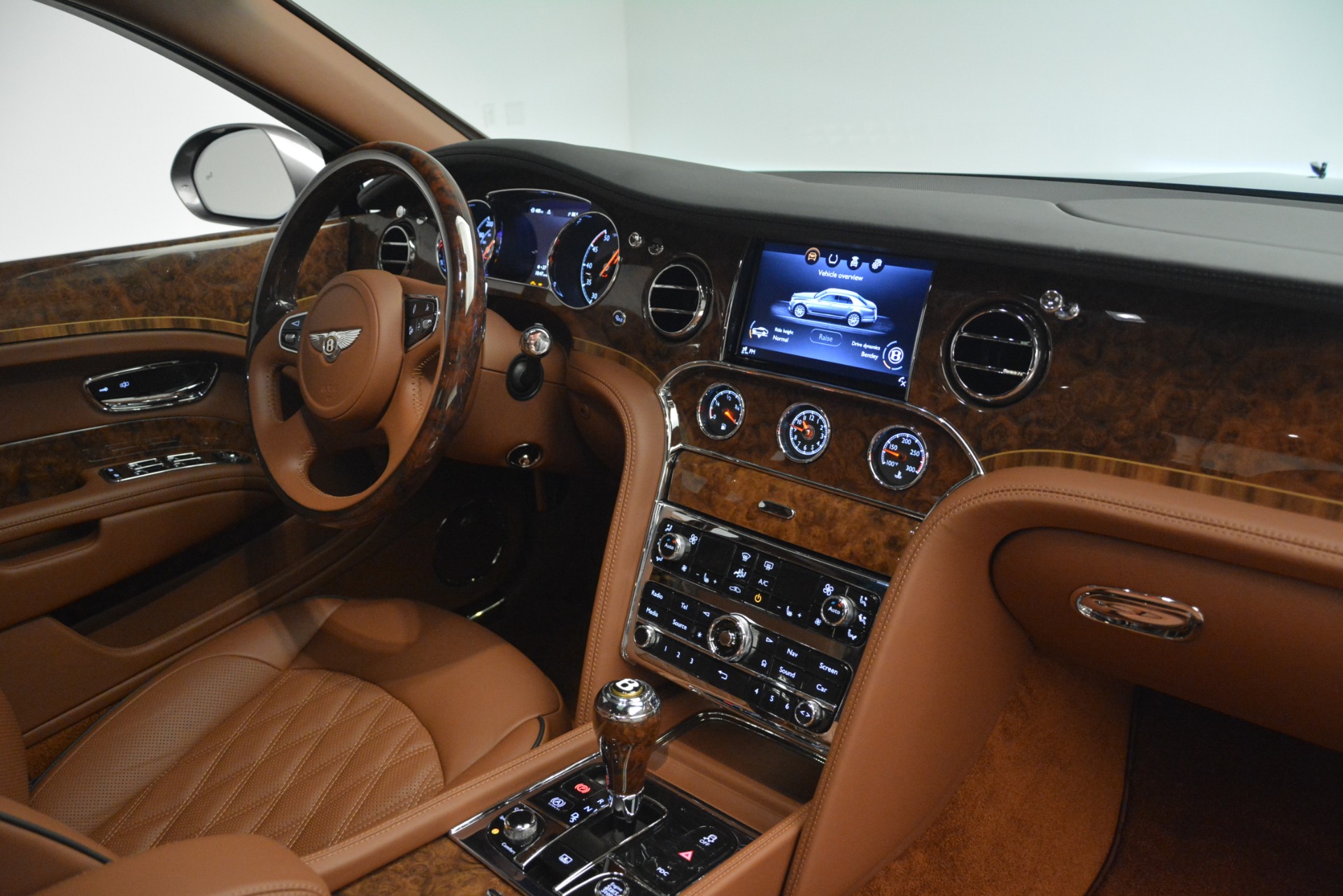 2017 Bentley Mulsanne Interior | Autoblog - YouTube