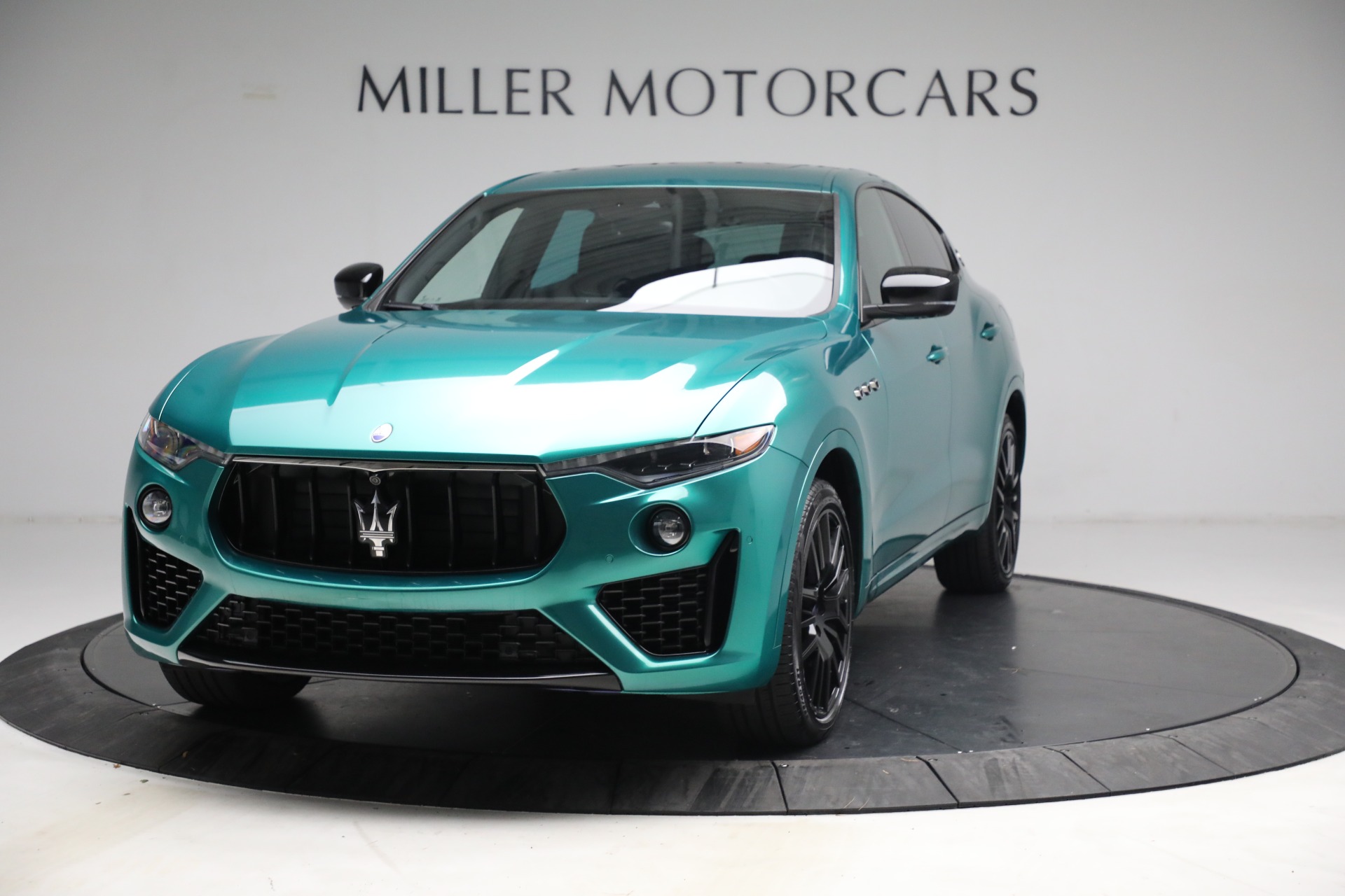 Used 2019 Maserati Levante Q4 GranSport for sale Sold at Bugatti of Greenwich in Greenwich CT 06830 1