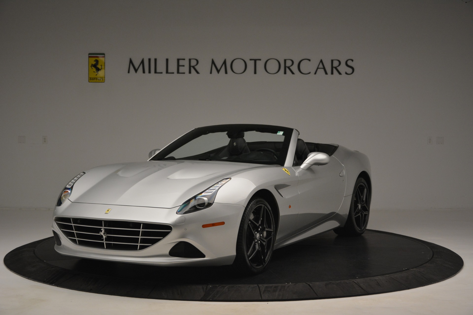 Used 2015 Ferrari California T for sale Sold at Bugatti of Greenwich in Greenwich CT 06830 1