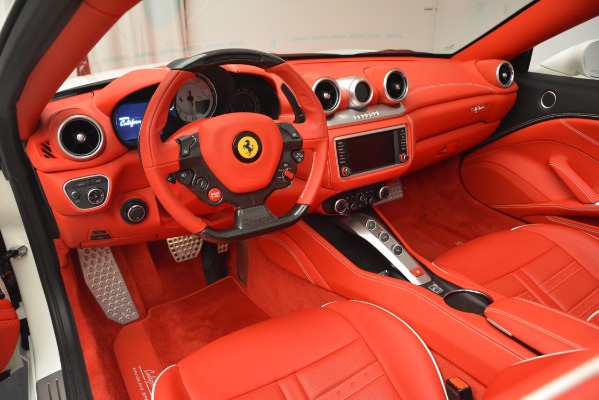 Used 2017 Ferrari California T Handling Speciale for sale Sold at Bugatti of Greenwich in Greenwich CT 06830 25