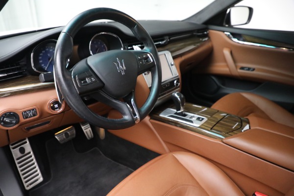 Used 2015 Maserati Quattroporte S Q4 for sale Sold at Bugatti of Greenwich in Greenwich CT 06830 11