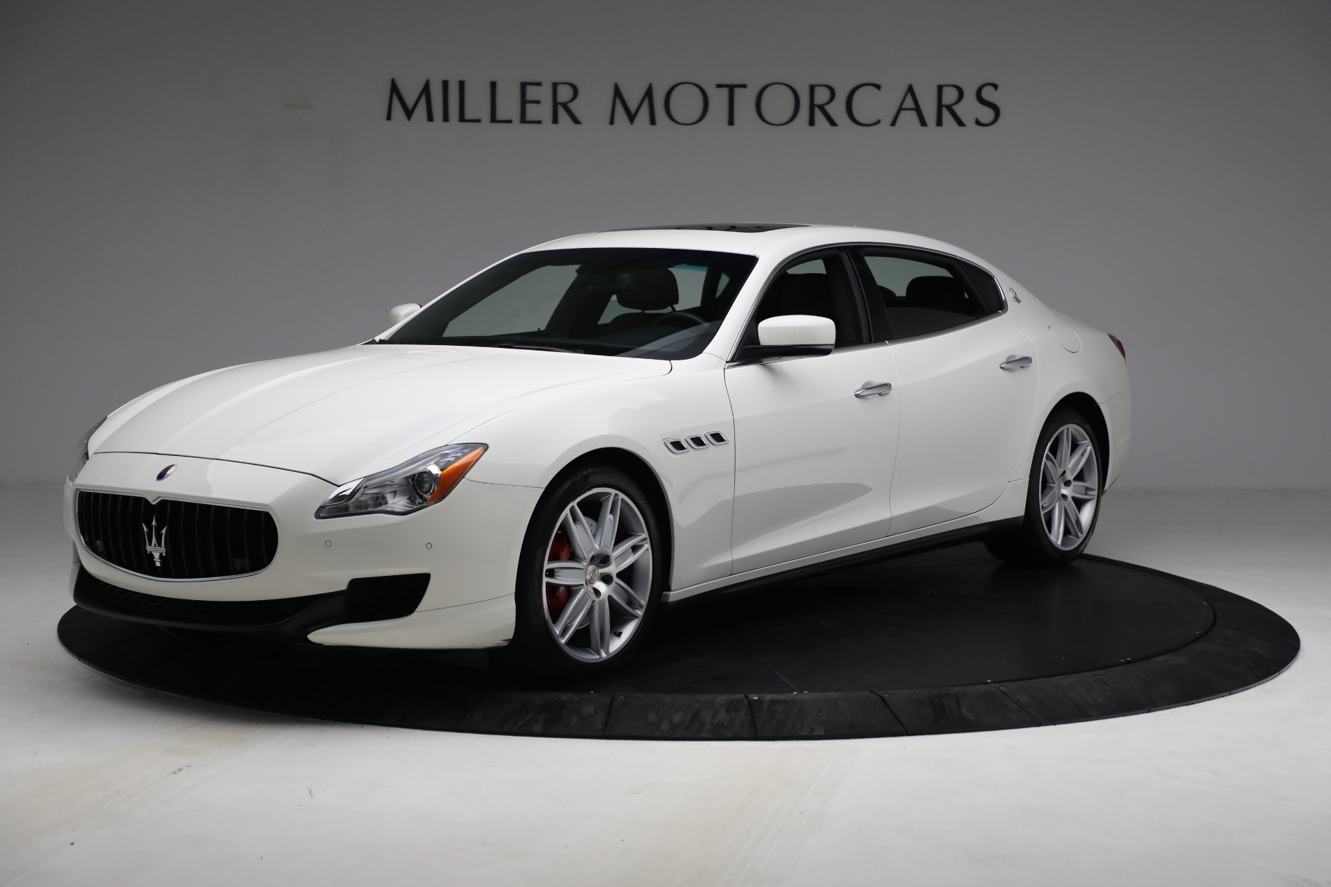 Used 2015 Maserati Quattroporte S Q4 for sale Sold at Bugatti of Greenwich in Greenwich CT 06830 1