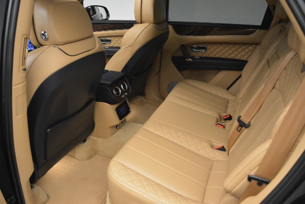 Used 2017 Bentley Bentayga W12 for sale Sold at Bugatti of Greenwich in Greenwich CT 06830 23