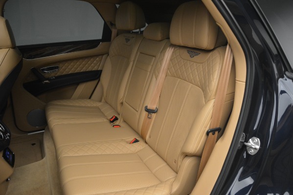 Used 2017 Bentley Bentayga W12 for sale Sold at Bugatti of Greenwich in Greenwich CT 06830 24