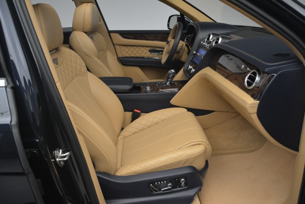 Used 2017 Bentley Bentayga W12 for sale Sold at Bugatti of Greenwich in Greenwich CT 06830 26