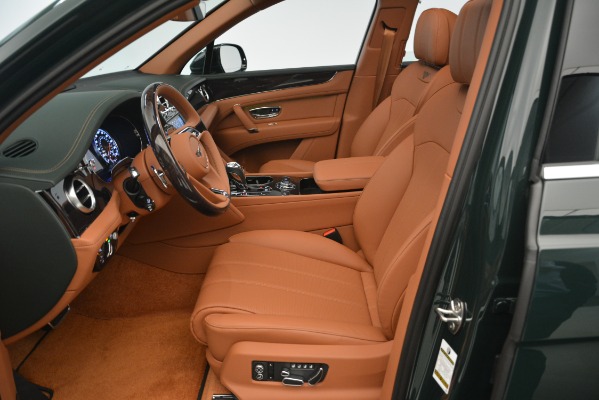 New 2019 Bentley Bentayga V8 for sale Sold at Bugatti of Greenwich in Greenwich CT 06830 16