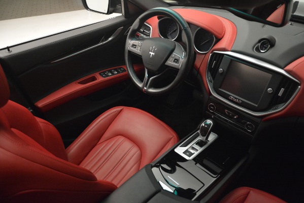 Used 2016 Maserati Ghibli S Q4 for sale Sold at Bugatti of Greenwich in Greenwich CT 06830 18