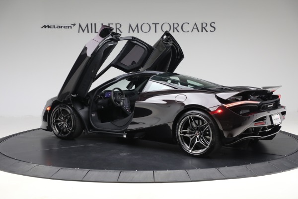 Used 2018 McLaren 720S Coupe for sale Sold at Bugatti of Greenwich in Greenwich CT 06830 16